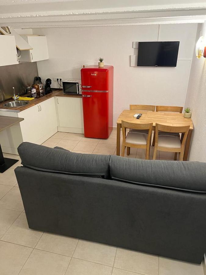 Apartament La Cova Peralada Dış mekan fotoğraf